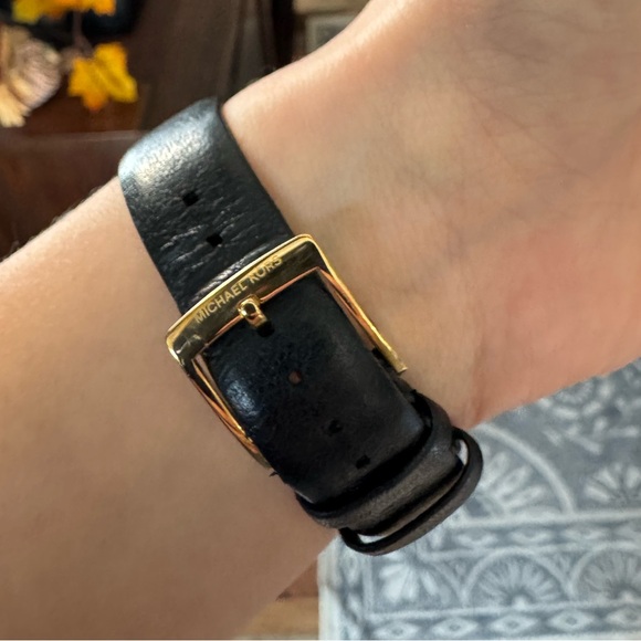 Michael Kors Pyper Watch Black and Gold Leather Strap 38mm - Picture 4 of 12